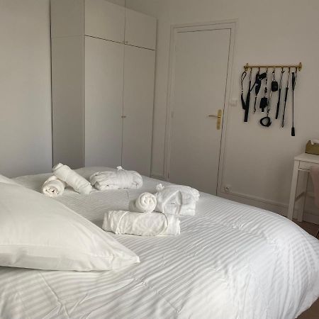 Escapade Romantique: Sauna Et Moments De Plaisir Rouen Eksteriør billede
