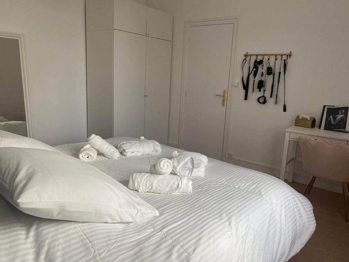 Escapade Romantique: Sauna Et Moments De Plaisir Rouen Eksteriør billede